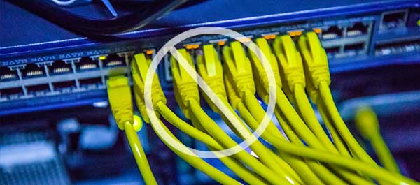 Unterstützt 4G-Kommunikation und LAN-Kommunikation über kurze Distanzen ohne Netzwerkkabel. Kamera und Cloud-Management-Plattform kommunizieren direkt miteinander und unterstützen POE-Stromversorgung, was die Verkabelungskosten reduziert.